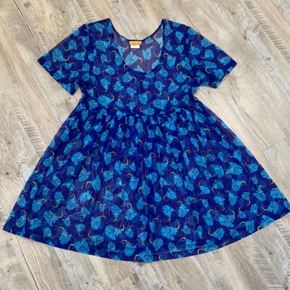 💙🌼 Vintage sheer swimsuit cover up 🌼💙
